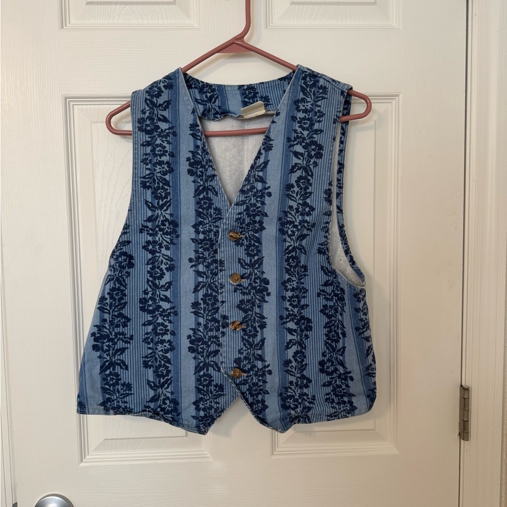 Vivaldi Jeans Wear Blue Floral Denim Vest